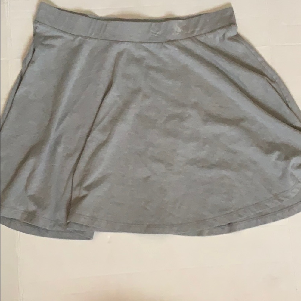 Bundle of 2 Skater Style Skirts - Picture 3 of 4